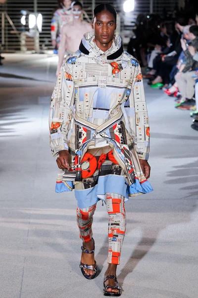 Look 1